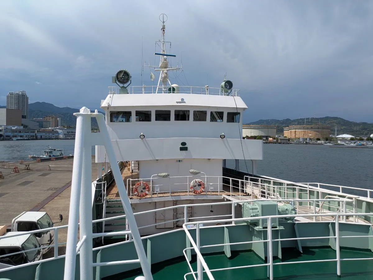 Nava de pescuit cu linii lungi de vânzare