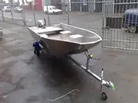 Ambarcațiuni de lucru de vânzare
