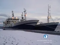 Nava de pescuit tip trauler de vânzare