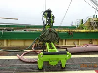 Nava de pescuit cu plase purseine de vânzare