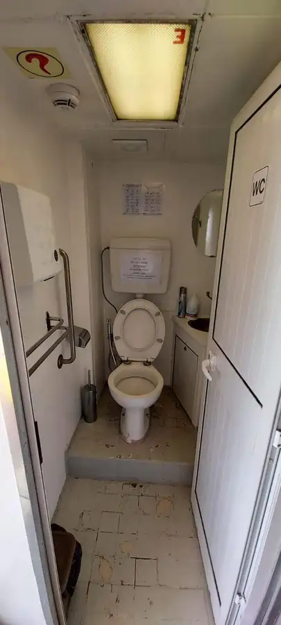 Navă de transport echipaj de vânzare