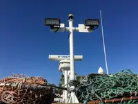Nava de pescuit tip trauler de vânzare