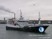 Nava de pescuit tip trauler de vânzare