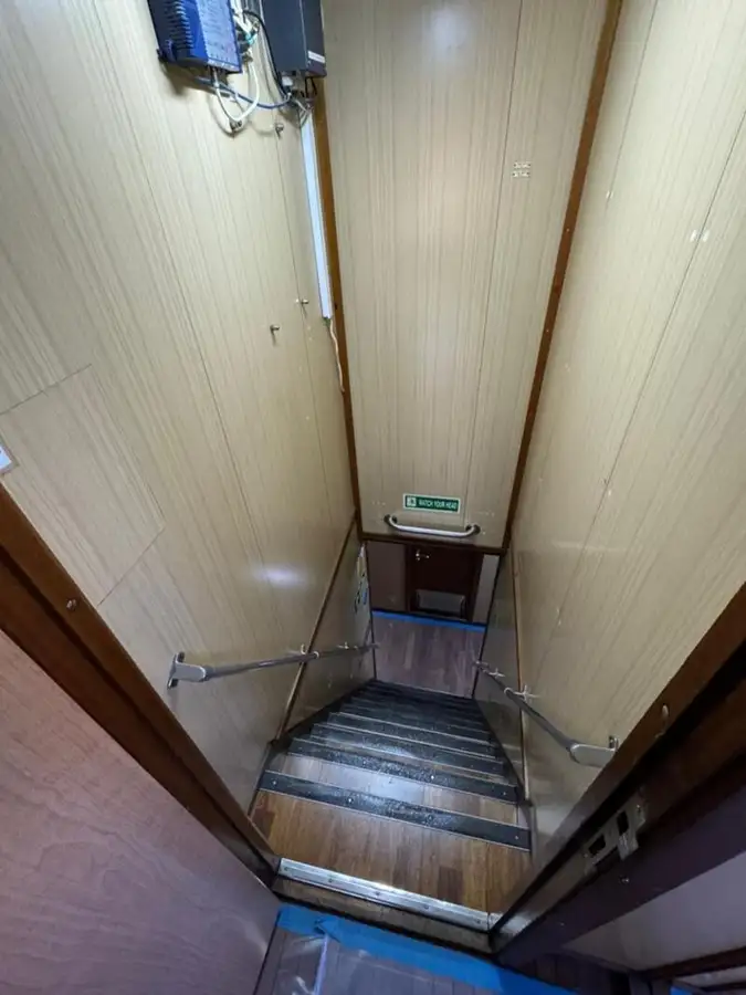 Nava container de vânzare