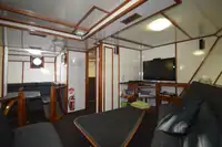 Nava de pescuit tip trauler de vânzare