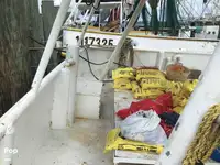 Nava de pescuit tip trauler de vânzare