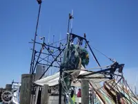Nava de pescuit tip trauler de vânzare