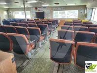 Ambarcațiune de debarcare, cu rezervoare de vânzare