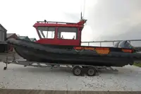 Ambarcație gonflabilă rigidă de vânzare