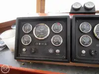 Nava de pescuit tip trauler de vânzare