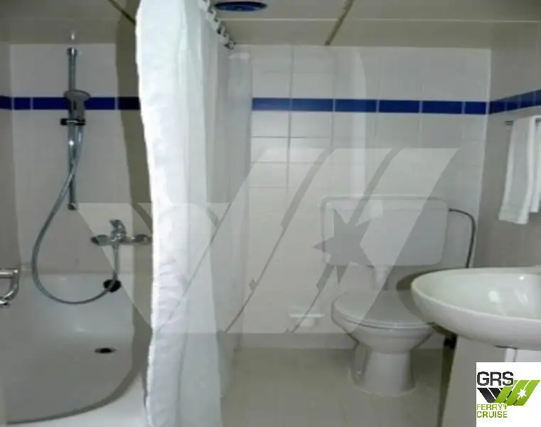 Navă de croazieră de vânzare