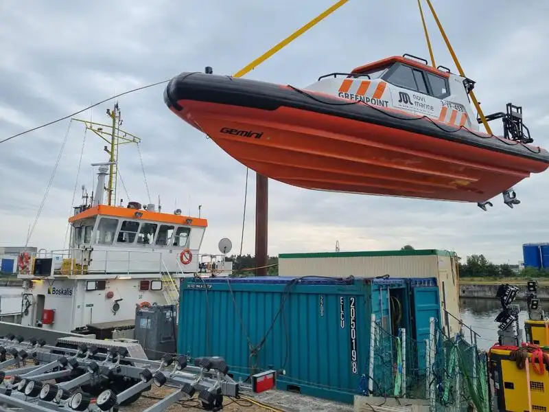 Nava container de vânzare