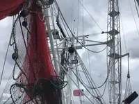 Nava de pescuit tip trauler de vânzare