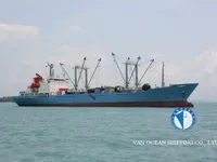 Nava refefer de vânzare