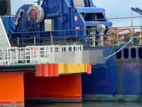 Nava container de vânzare