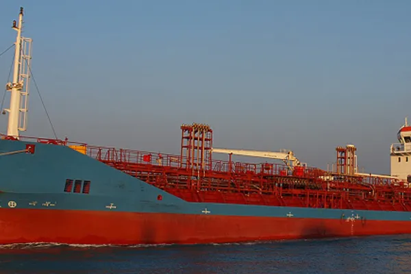 Oil/Chemical tanker for sale