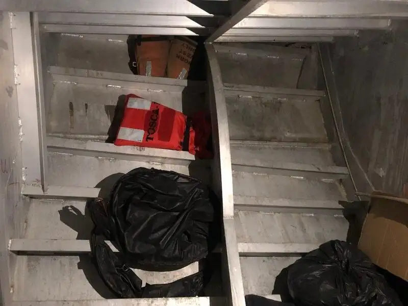 Nava container de vânzare