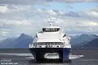 Catamaran de vânzare
