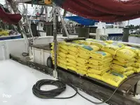 Nava de pescuit tip trauler de vânzare