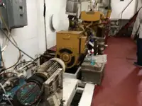 Nava de pescuit tip trauler de vânzare