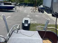 Ponton de vânzare