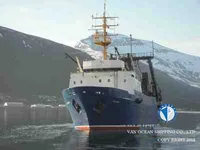 Nava de pescuit tip trauler de vânzare