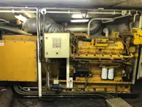 Nava de pescuit tip trauler de vânzare