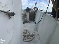Nava de pescuit tip trauler de vânzare