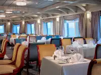 Navă de croazieră de vânzare