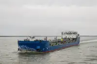 Oil/Chemical tanker de vânzare