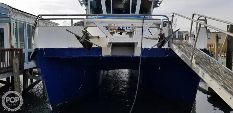 Catamaran de vânzare