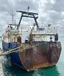 Nava de pescuit tip trauler de vânzare