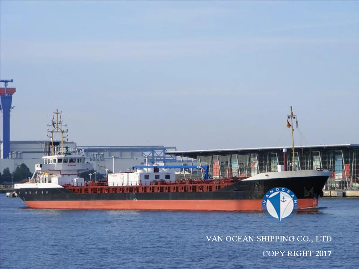 Tanc petrolier / chimic de vânzare
