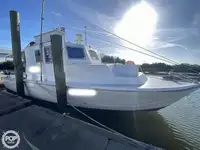 Nava de pescuit tip trauler de vânzare