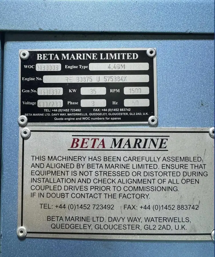 Nava container de vânzare