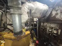 Nava de pescuit tip trauler de vânzare