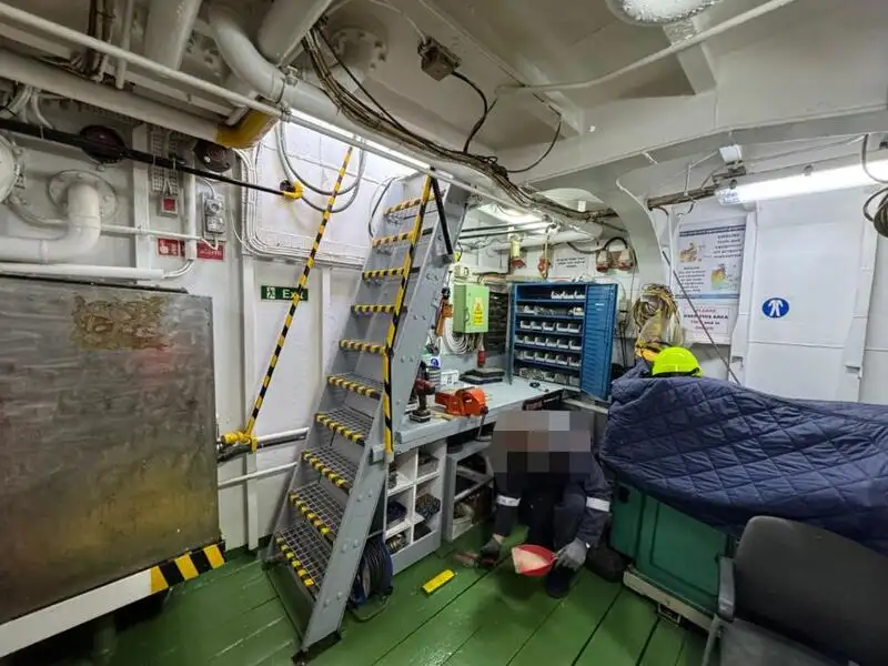 Nava container de vânzare