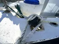 Nava de pescuit tip trauler de vânzare