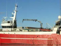 Nava de pescuit tip trauler de vânzare