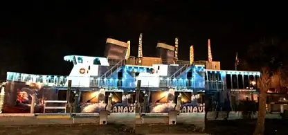 Navă de croazieră de vânzare