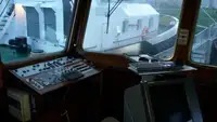 Nava de pescuit tip trauler de vânzare