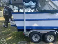 Nava de pescuit tip trauler de vânzare
