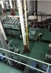 Ambarcațiune de debarcare, cu rezervoare de vânzare