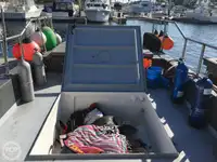 Nava de pescuit tip trauler de vânzare