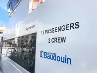 Catamaran de vânzare