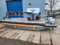 Catamaran de vânzare