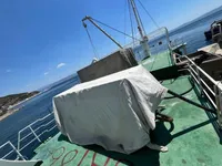 Nava de pescuit cu plase purseine de vânzare