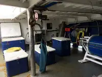 Nava de pescuit tip trauler de vânzare