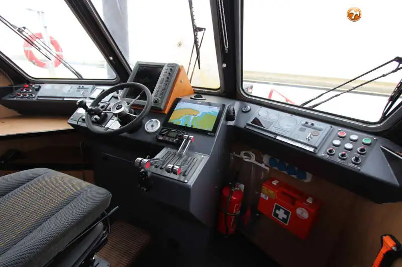 Navă de transport echipaj de vânzare
