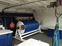 Nava de pescuit tip trauler de vânzare